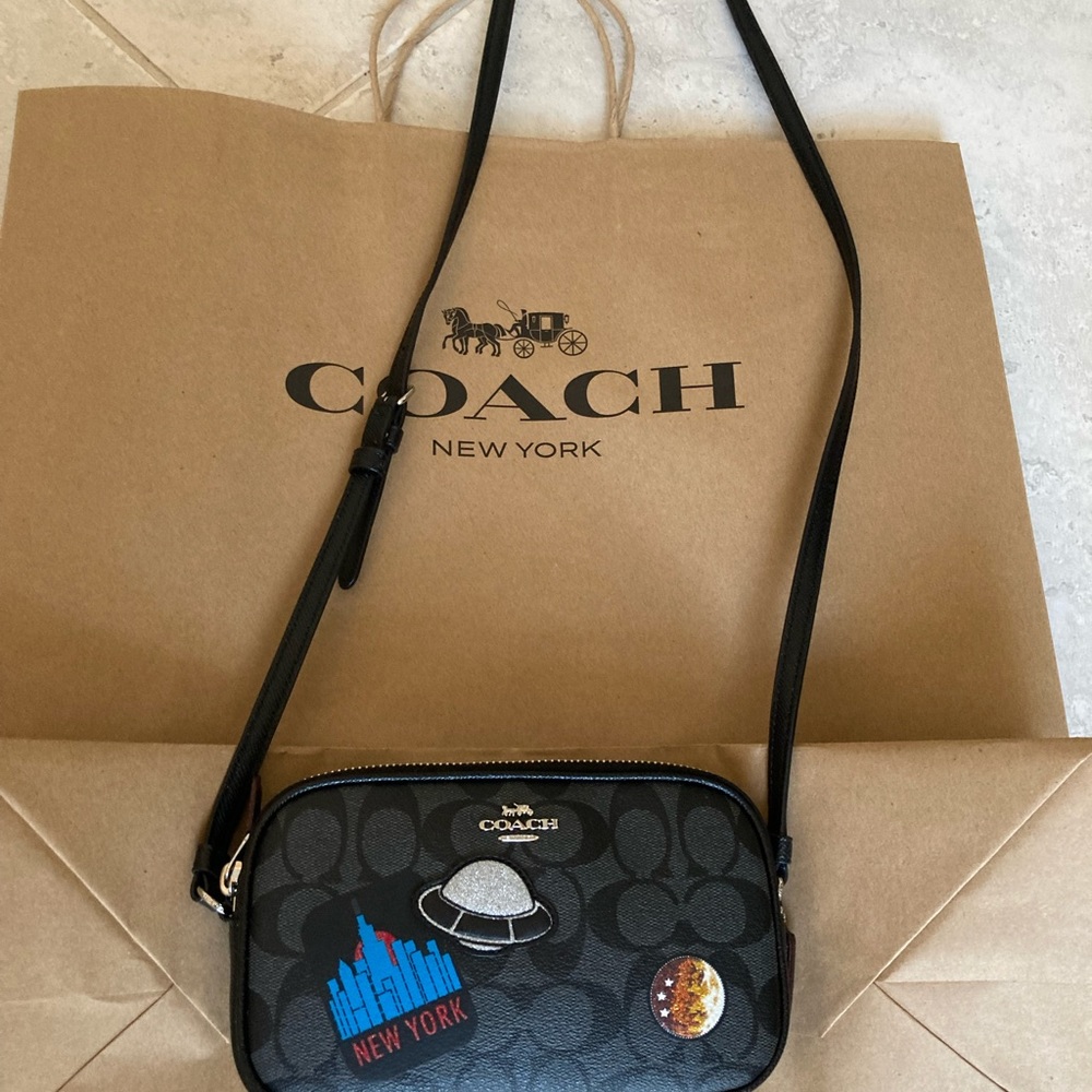 😱👜Like New Authentic Coach CROSSBODY POUCH WITH SPACE PATCHES - Picture 13 of 15